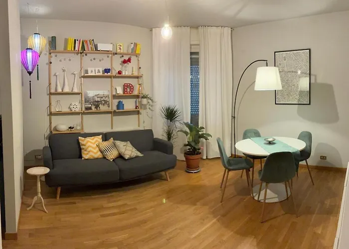 Apartment La Casa Del Sarto Milan